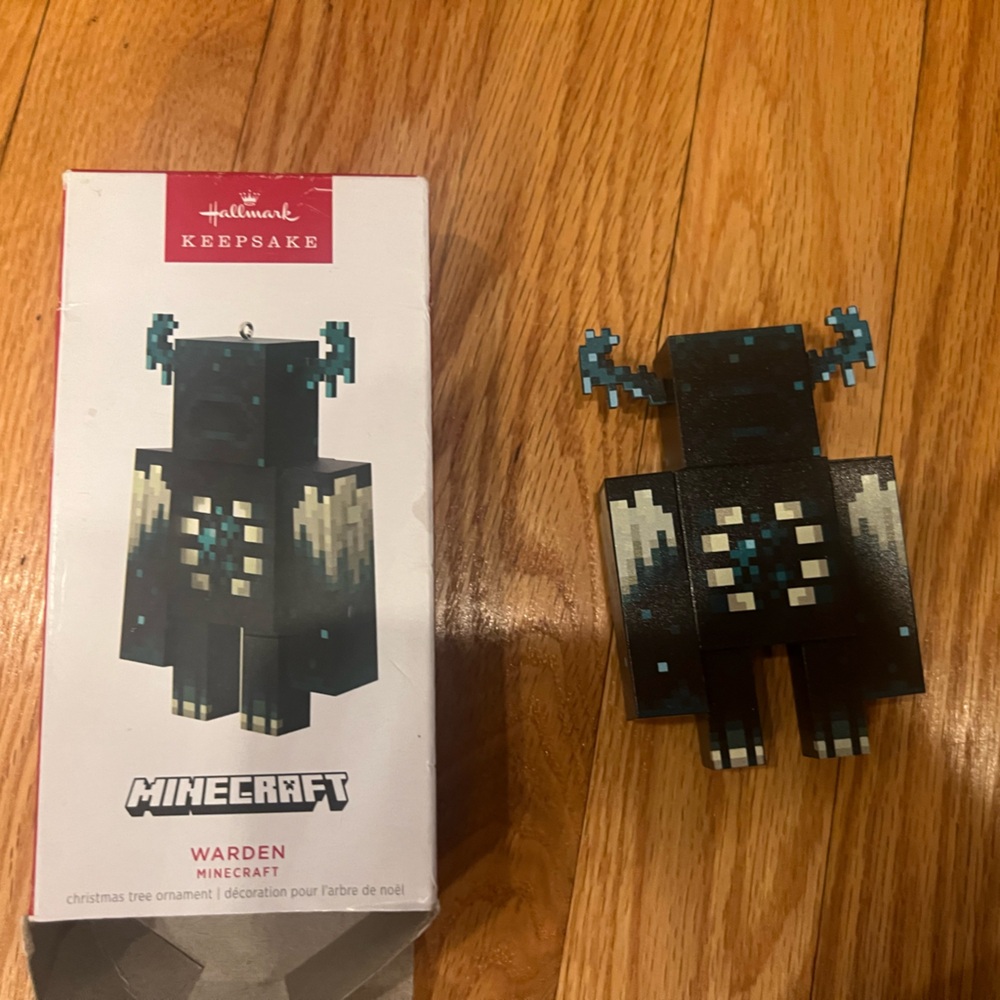 Hallmark Minecraft Warden Keepsake